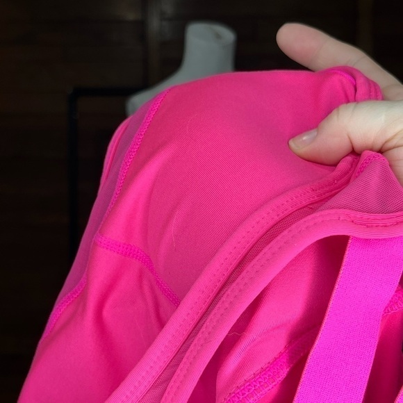 Fabletics, medium pink, stretchy, sheer parts cut outs, chest support - Picture 4 of 5